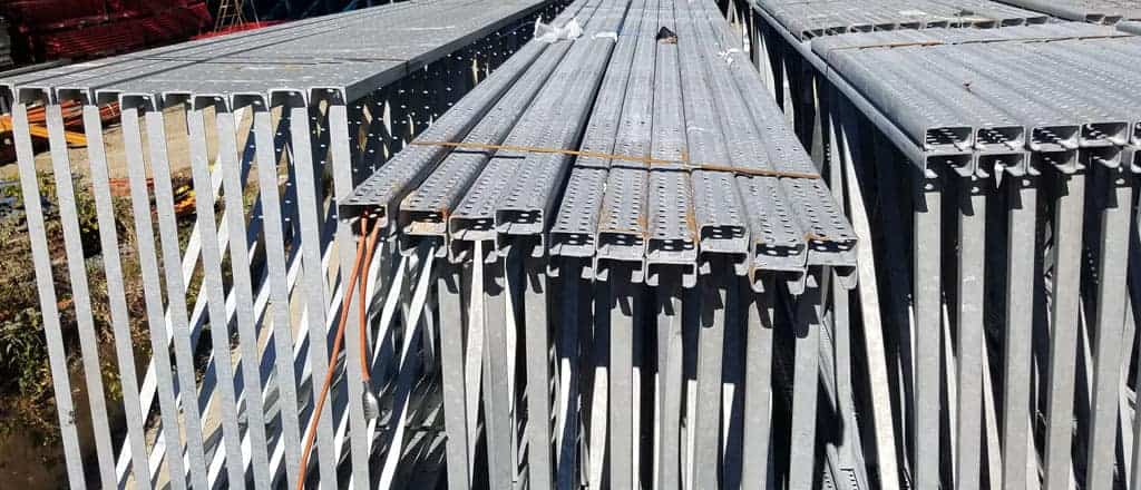 Hi-Line galvanized pallet rack frames and beams - 50' x 20' and 47" x 3"