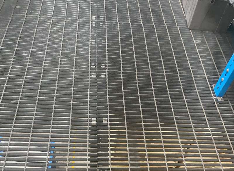 Bar grating installed as mezzanine decking/flooring
